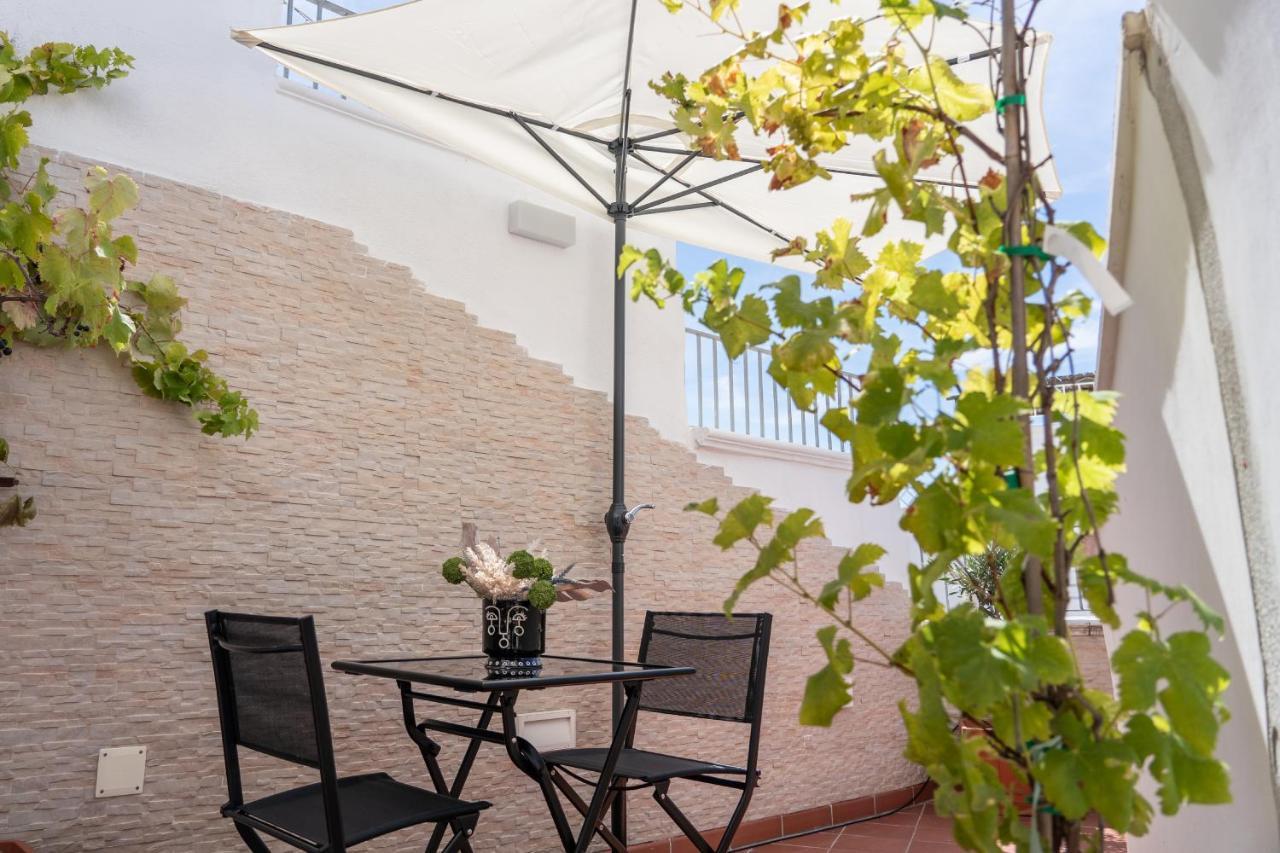 Wineart House, Terracielo Indipendente Nel Centro Di Monopoli Apartment Екстериор снимка