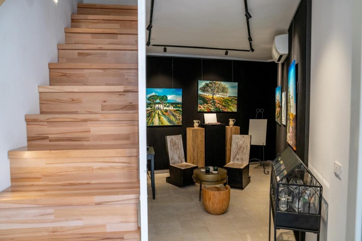 Wineart House, Terracielo Indipendente Nel Centro Di Monopoli Apartment Екстериор снимка